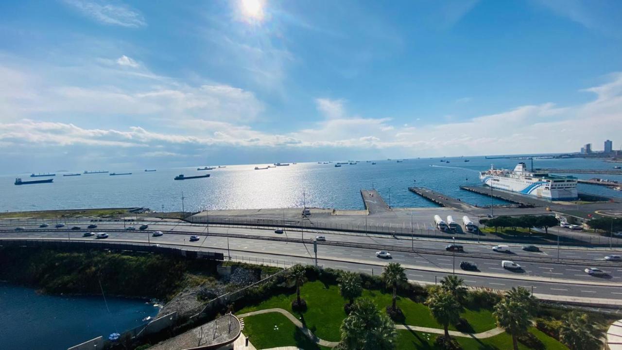 Lux 2 Room Suite Apartment With Seaview In Center Provincia di Provincia di Istanbul Esterno foto